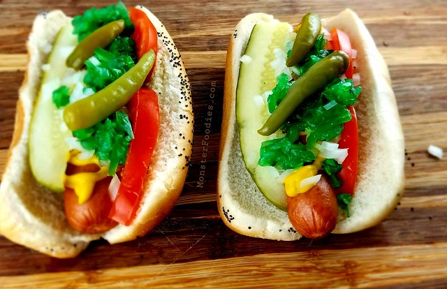 what is the relish on a chicago dog