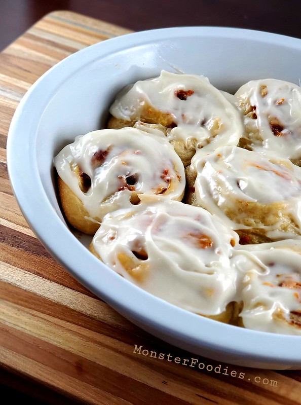 Easy Pumpkin Cinnamon Rolls