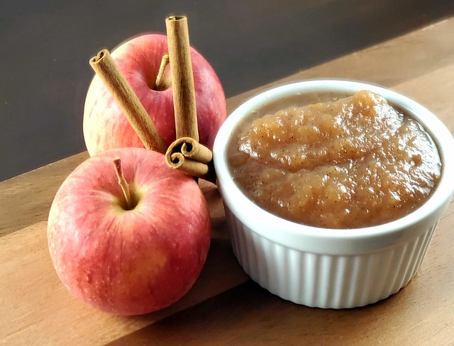 Slow Cooker Applesauce