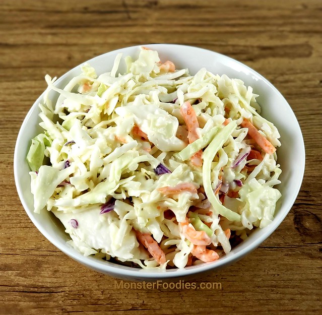 how much coleslaw per person with pulled pork