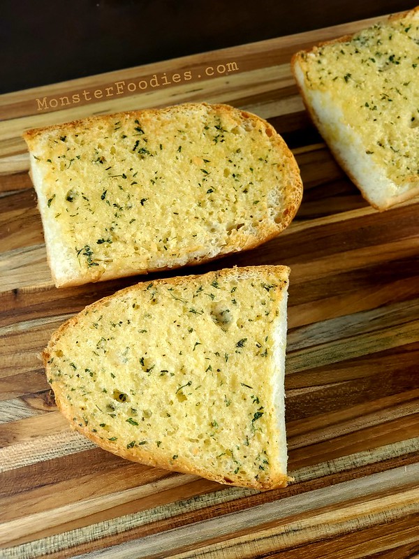 Garlic Bread with Garlic Powder