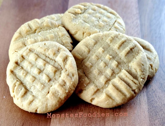 Classic Peanut Butter Cookies