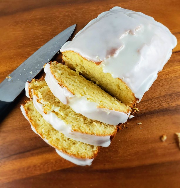 Starbucks Iced Lemon Pound Cake