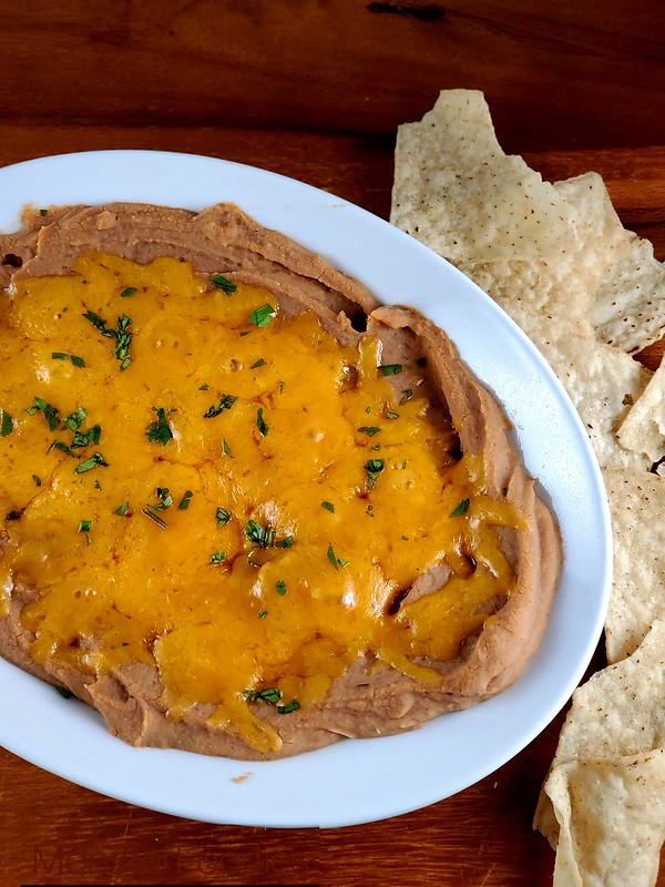 Easy Refried Bean Dip