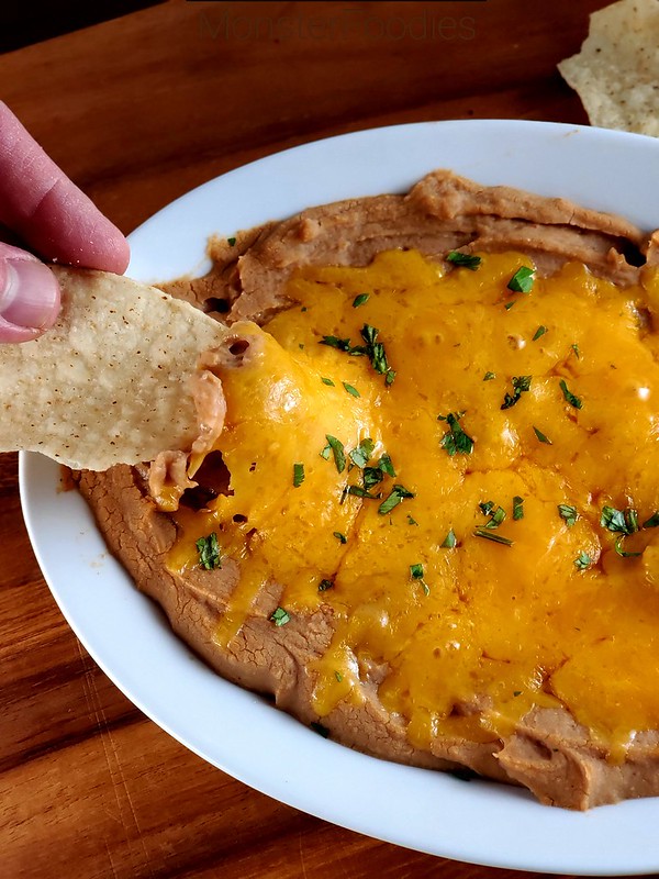 Easy Refried Bean Dip