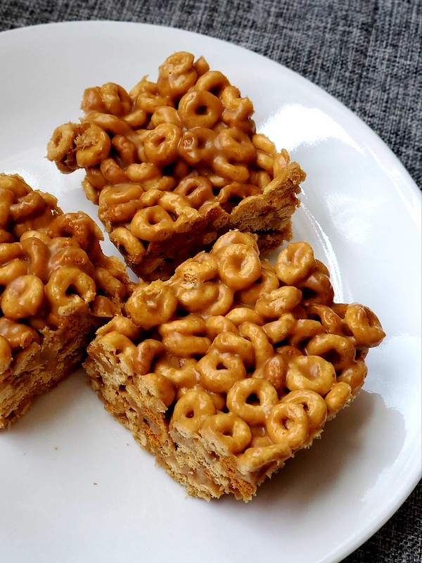 No Bake Cheerio Bars